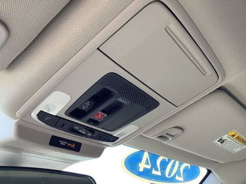 Used 2024 Honda Accord EX image 19