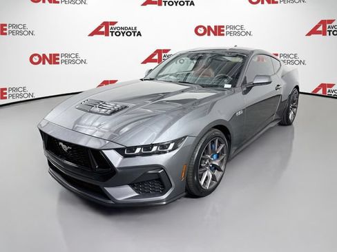 Used 2024 Ford Mustang GT Premium RWD image 3