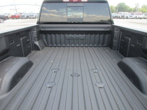 New 2026 GMC Sierra 3500 Denali Ultimate AWD/4WD image 6