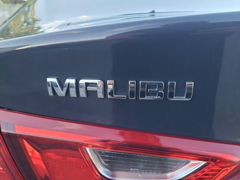 Used 2025 Chevrolet Malibu LT FWD image 26