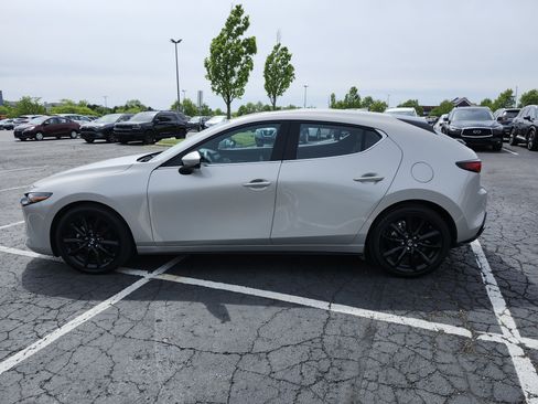Used 2025 MAZDA MAZDA3 2.5 S Hatchback w/ Premium Pkg FWD image 15