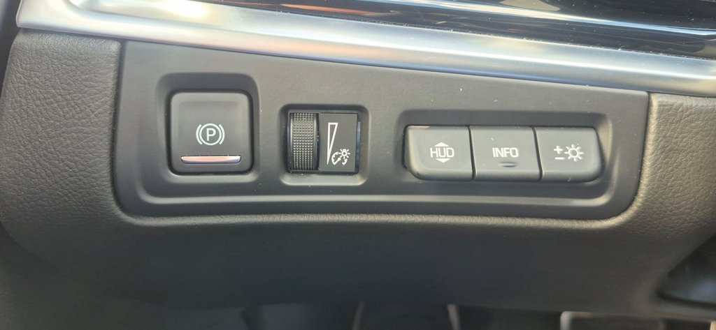 Used 2025 Cadillac XT6 Sport w/ Technology Package AWD/4WD image 10