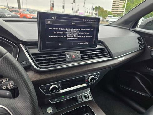 Used 2025 Audi Q5 e Premium Plus AWD/4WD image 26
