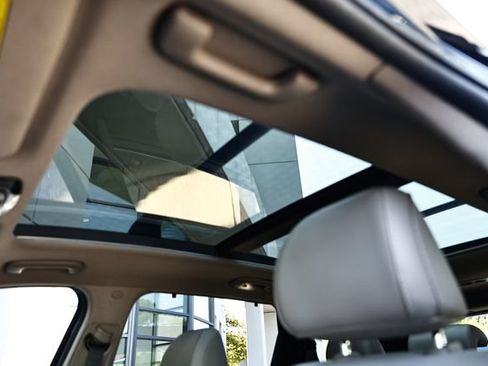 Used 2022 Hyundai Santa Fe Limited FWD image 20