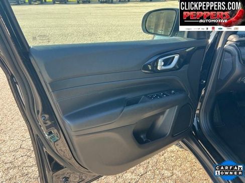 Used 2026 Jeep Compass Latitude AWD/4WD image 10