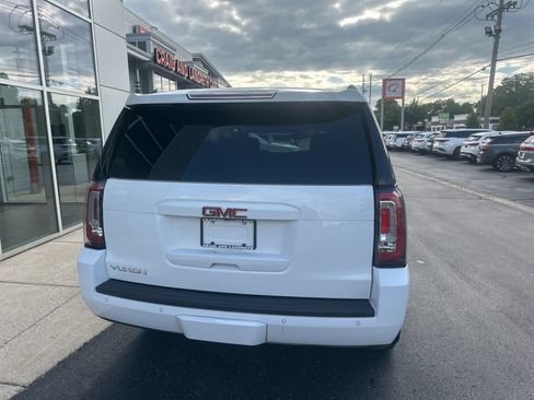 Used 2017 GMC Yukon SLE w/ SLE Value Package AWD/4WD image 4