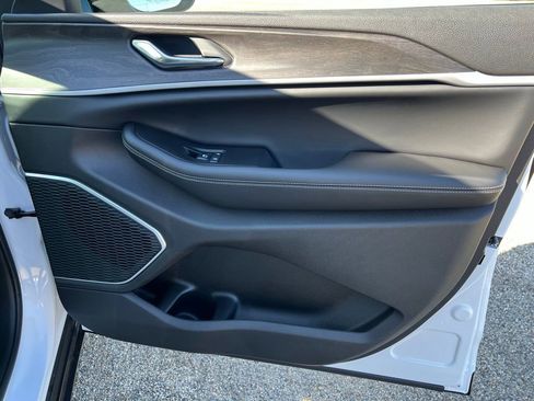 New 2026 Jeep Grand Cherokee Limited image 14