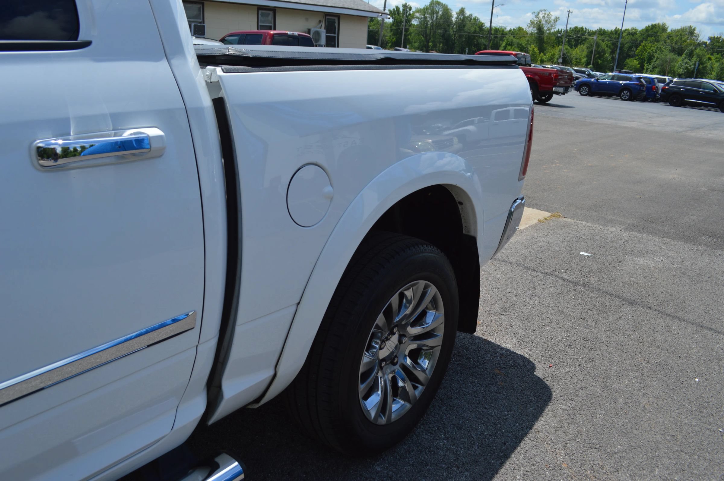 Used 2015 RAM 1500 Limited AWD/4WD image 5