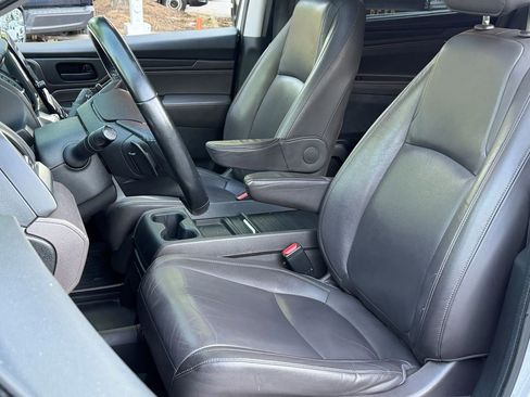Used 2018 Honda Odyssey EX-L image 18
