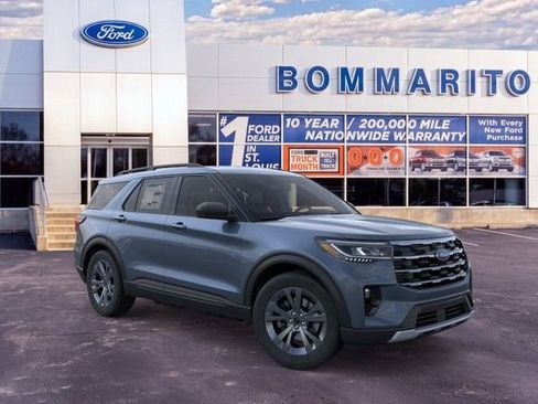 New 2026 Ford Explorer Active w/ Active Comfort Package AWD/4WD image 7