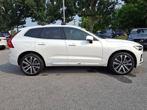 Certified 2023 Volvo XC60 T8 Ultimate w/ Climate Package AWD/4WD image 7
