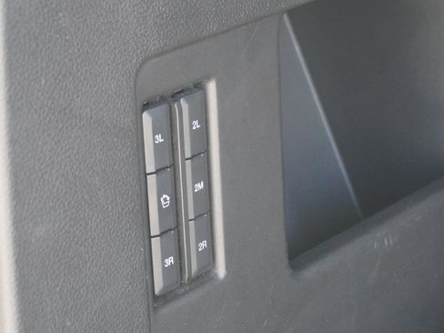 Used 2018 Ford Expedition Platinum AWD/4WD image 13