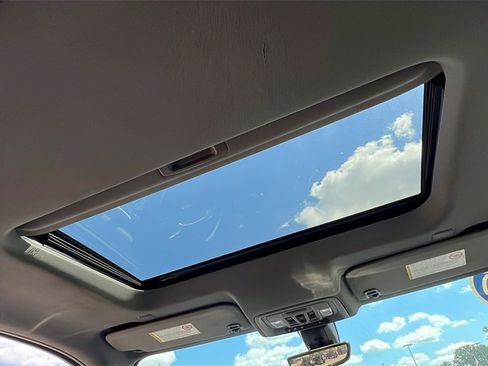 Used 2020 Chevrolet Silverado 2500 LTZ image 37