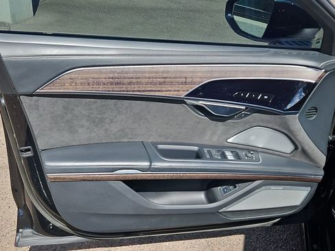 Used 2021 Audi A8 L 4.0T w/ Luxury Package image 10