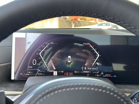 New 2026 BMW X5 sDrive40i w/ M Sport Package image 19