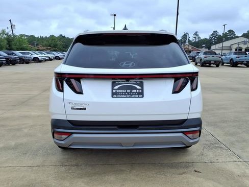 New 2026 Hyundai Tucson Limited FWD image 3