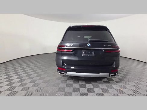 Used 2025 BMW X7 xDrive40i w/ Premium Package AWD/4WD image 42