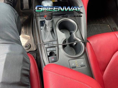 Used 2022 Toyota Camry XSE FWD image 13