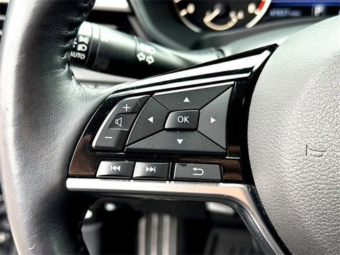 Used 2019 Nissan Altima 2.5 SV image 16