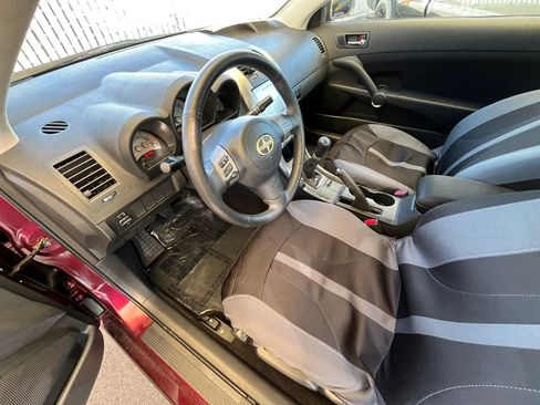 Used 2006 Scion tC Hatchback Coupe 2D image 10