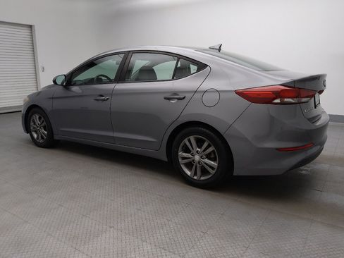 Used 2018 Hyundai Elantra SEL FWD image 3