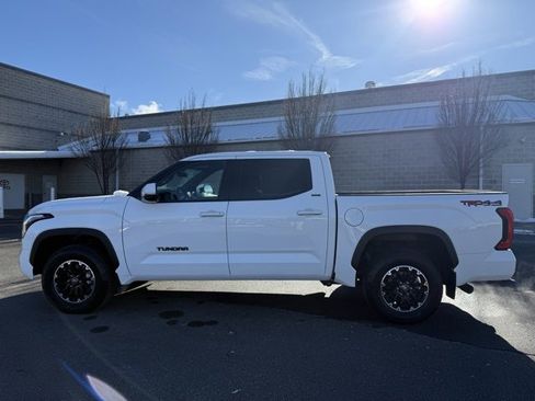 Used 2025 Toyota Tundra SR5 image 5