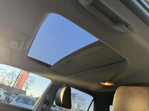 Used 2019 Toyota 4Runner Limited image 22