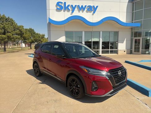 Used 2024 Nissan Kicks SR w/ SR Premium Package image 1