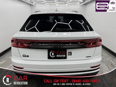 Used 2023 Audi Q8 Premium Plus AWD/4WD image 5