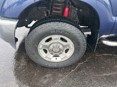 Used 2012 Ford F250 XLT w/ FX4 Off Road Pkg image 15