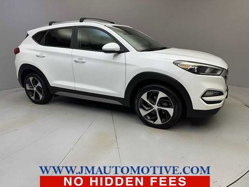 Used 2017 Hyundai Tucson Sport w/ Cargo Package AWD/4WD image 7
