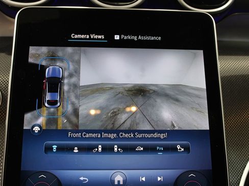 Used 2024 Mercedes-Benz GLC 300 4MATIC image 48