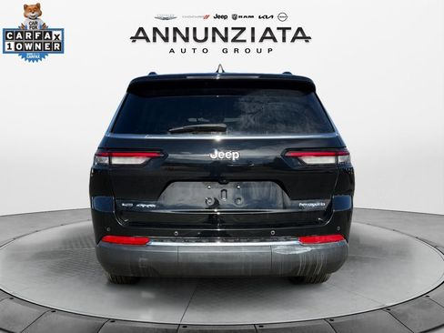 Used 2023 Jeep Grand Cherokee L Limited AWD/4WD image 4