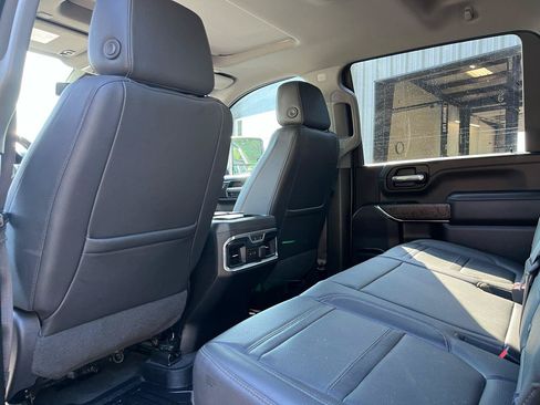Used 2022 GMC Sierra 2500 Denali AWD/4WD image 18