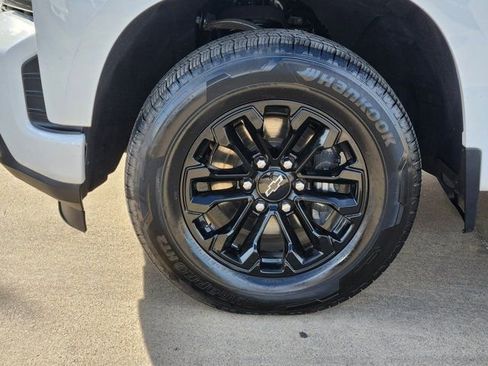 Used 2021 Chevrolet Silverado 1500 RST w/ Convenience Package II image 17