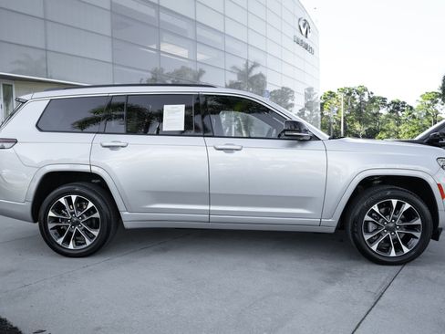 Used 2024 Jeep Grand Cherokee L Overland w/ Trailer Tow Package image 26