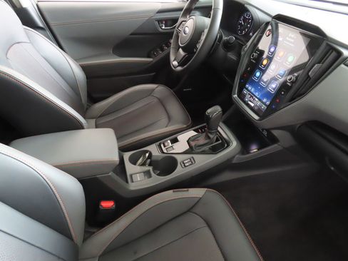 Certified 2025 Subaru Crosstrek 2.5i Limited w/ Crosstrek Mirror Package image 27