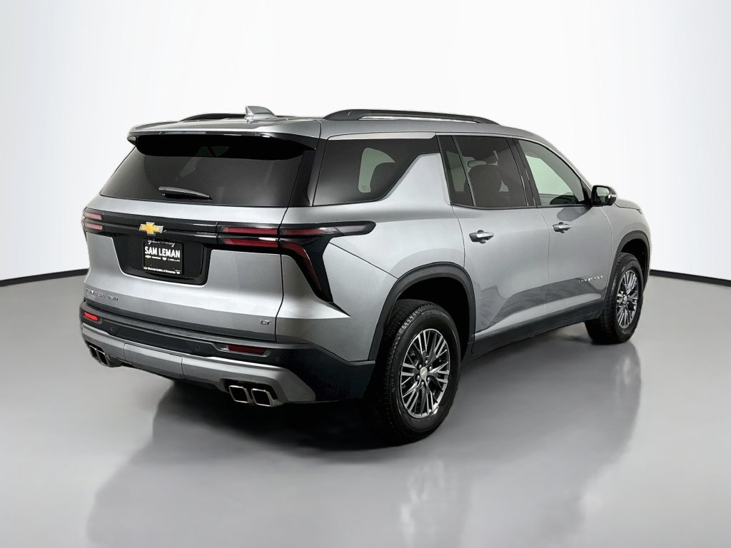 Used 2024 Chevrolet Traverse LT AWD/4WD image 7