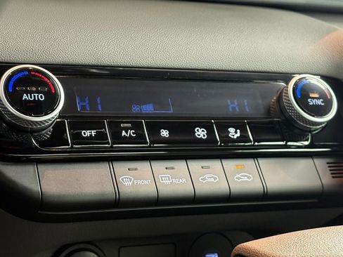 New 2026 Hyundai Elantra Blue image 25