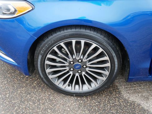 Certified 2018 Ford Fusion SE w/ Fusion SE Technology Package image 15