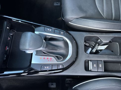 Used 2024 Kia Forte GT-Line w/ GT-Line Premium Package FWD image 20