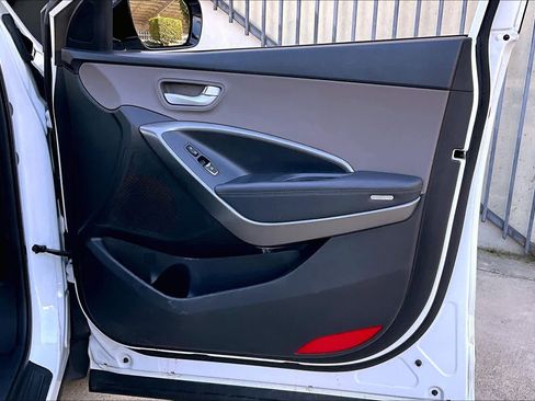 Used 2018 Hyundai Santa Fe Sport w/ 2.4L Value Package 02 image 24