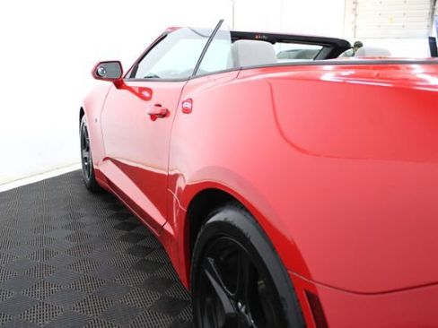 Used 2020 Chevrolet Camaro LT RWD image 8