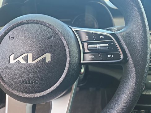Used 2023 Kia Forte LXS FWD image 11