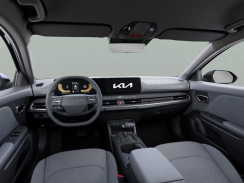 New 2025 Kia K4 LXS image 14