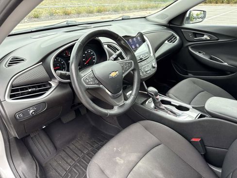 Used 2021 Chevrolet Malibu RS FWD image 21
