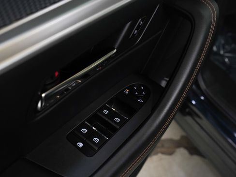 Certified 2024 MAZDA CX-90 Plug-In Hybrid w/ Premium Pkg image 23