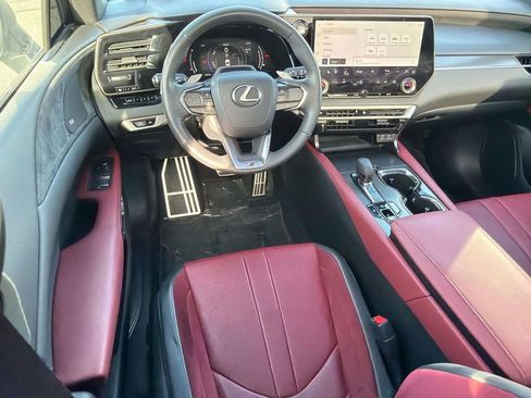 Used 2024 Lexus RX 500h F Sport w/ Convenience Package image 10