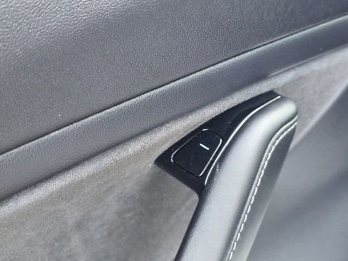 Used 2019 Tesla Model 3 Standard Range Plus image 23
