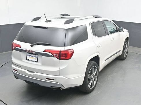 Used 2017 GMC Acadia Denali w/ Technology Package FWD image 39